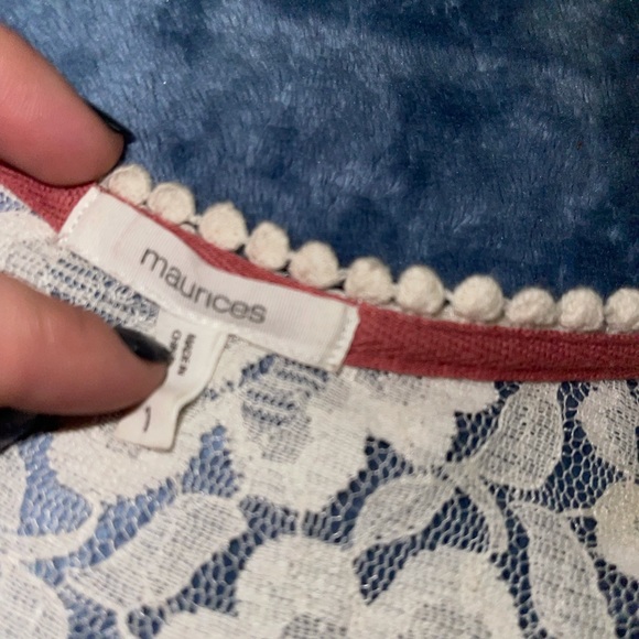 Super cute dressy shirt! - Picture 2 of 3